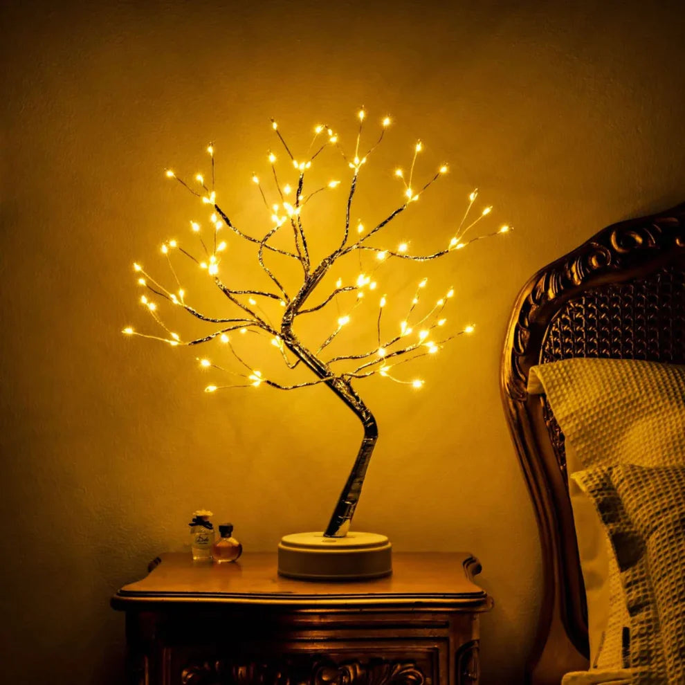 Elara – Lichterbaum Lampe mit Feenlichtern