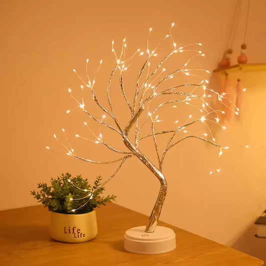 Elara – Lichterbaum Lampe mit Feenlichtern